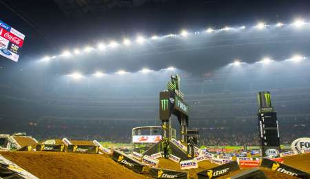 El AMA Supercross celebra su segunda fecha en Houston este sábado