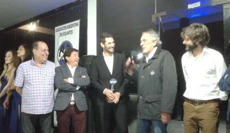 La AAV premió a los Campeones