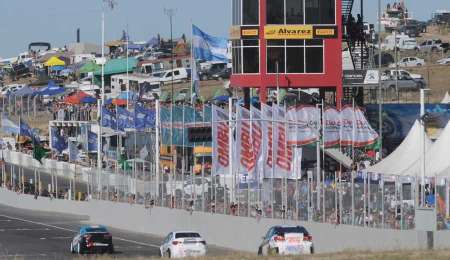 En Bahía Blanca, el automovilismo volvería recién en septiembre
