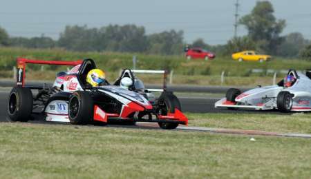 Campeonato FR 2.0: ¿quién alcanzará a Jorge Barrio?