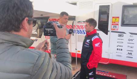 KEVIN BENAVIDES CELEBRA SU CUMPLEAÑOS EN EL DAKAR