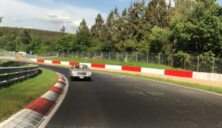 BERTA VOLVIÓ A NÜRBURGRING CON EL TORINO