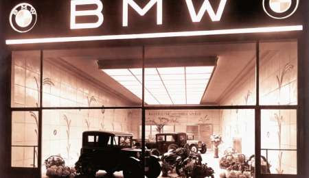 BMW Group celebra su 103er aniversario