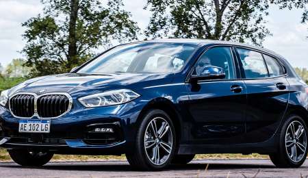 BMW lanzó el nuevo 118i SportLine biturbo
