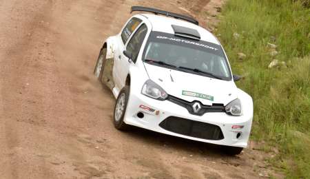 Bonomi probó el Clío Maxi Rally