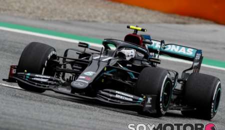 Mercedes tendría problemas con el negro