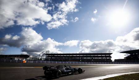 Bottas le ganó la pulseada a Hamilton en Nürburgring