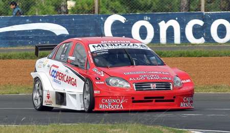 Emmanuel Cáceres sigue siendo el máximo ganador del TC2000 actual