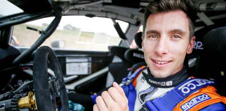 Renovación de pilotos de Ford en WRC