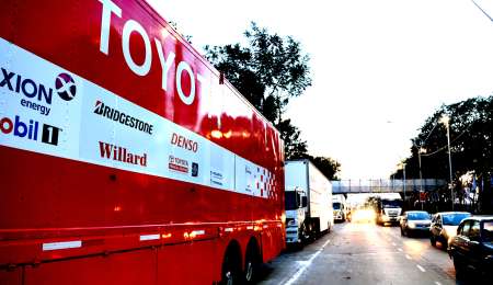 El paro de camioneros modifica los viajes del automovilismo