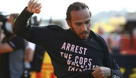 La FIA investiga a Lewis Hamilton por su polémica camiseta