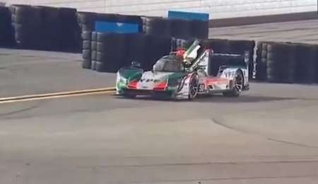 Problemas en el Cadillac de Canapino