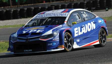 Canapino ganó y estiró la definición del campeonato