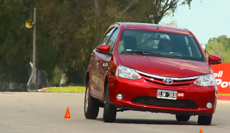 Auto Test: Toyota Etios