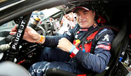 Carlos Sainz correrá con un Mini