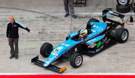 Giorgio Carrara giró en Hungría