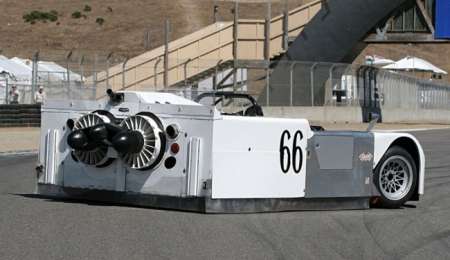 Chaparral 2j: "La aspiradora sobre ruedas"