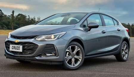 Ya se comercializa en Argentina el Cruze Premier con wifi