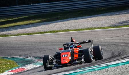 Franco Colapinto ganó la primera carrera en Monza