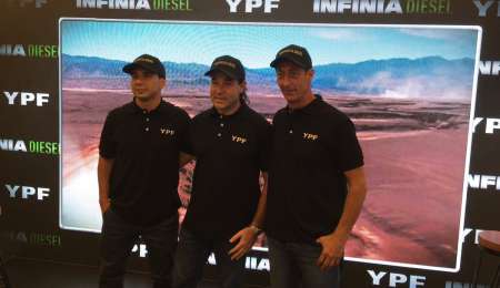 Villagra presentó su arma para el Dakar