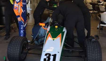 Dapero ensaya con el Indy Lights