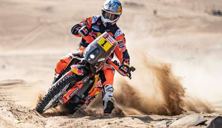 Toby Price impuso su categoría en el inicio del Dakar