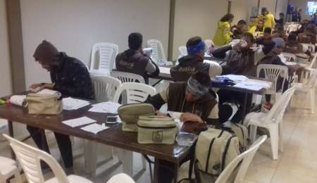 Bien alto y al borde del salar, una noche en comunidad