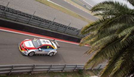 Podio argentino en el WTCC
