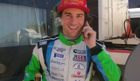 JOHNITO DE BENEDICTIS AL TURISMO PISTA