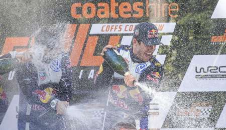 Ogier tricampeón