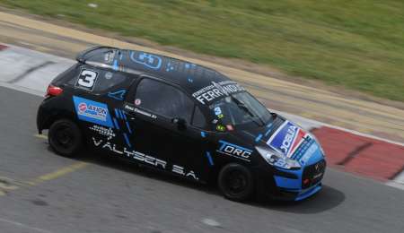 Dino Cassiano ganó en la clase 3 con un DS3 en Olavarría