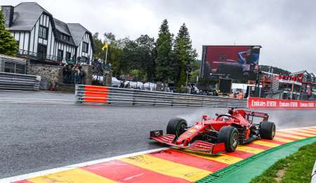 Leclerc: "El último cambio de neumáticos fue demasiado pronto"