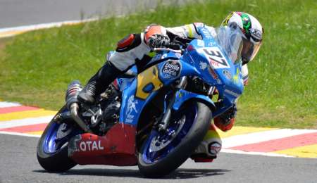 Un doble de riesgo apasionado por las carreras de motos