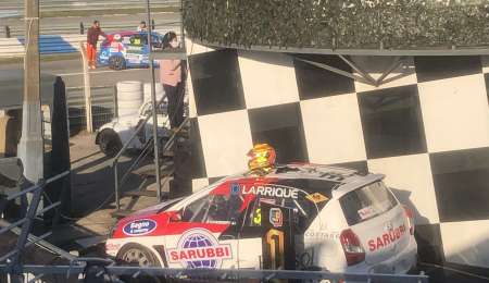 Superturismo: Triunfo de Toyota Gazoo Racing con Etchegorry