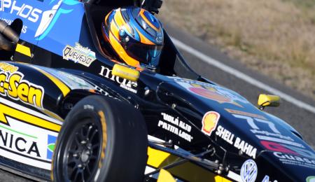 Quevedo: "Mi objetivo principal es terminar en el top 3 del campeonato"