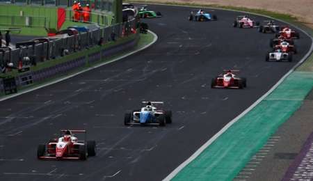 Giorgio Carrara y Marcos Siebert corren en Hungría