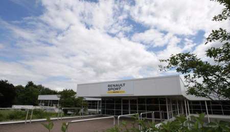 F1: reanudan su actividad los equipos Mercedes y Renault