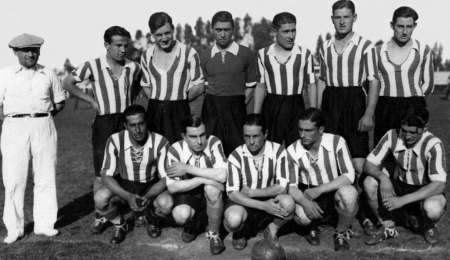 Fangio primero fue campeón de fútbol, después en automovilismo