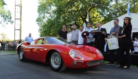 UNA FERRARI, PROTAGONISTA DE AUTOCLÁSICA