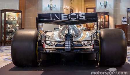 Mercedes vendió una parte de su equipo