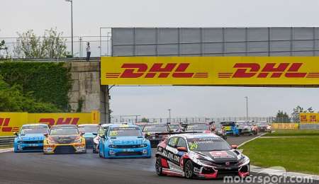 Néstor Girolami y Esteban Guerrieri llegan punteros a Eslovaquia