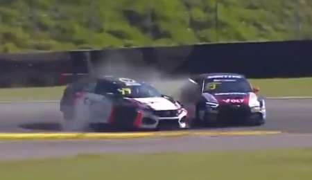 Fuerte golpe entre Reis y Baptista en el TCR South America