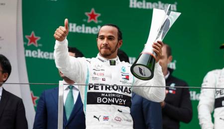 El "ángel" de Lewis Hamilton en España