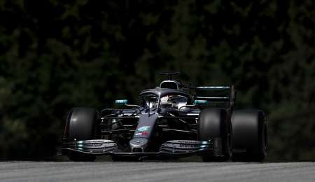 Vettel se arrima pero Hamilton es inalcanzable