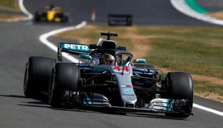 Lewis Hamilton logró la Pole Position en Silverstone