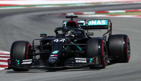 Victoria contundente para Hamilton en España