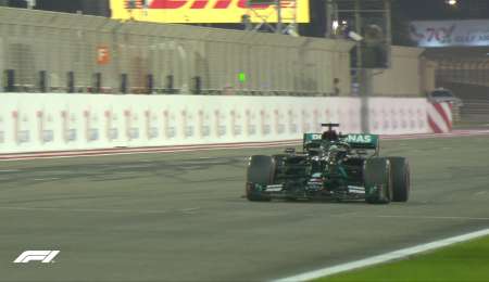 En el dominio de Mercedes, Hamilton llegó a la 98° pole position