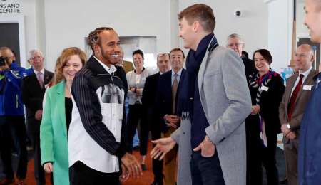 Hamilton banca a Russell