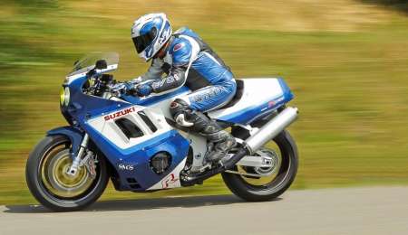 Retro Hayabusa: preparadores suizos restauran una Hayabusa al estilo GSX 1989