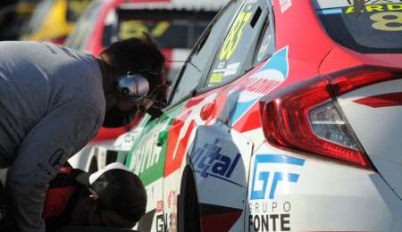 El nuevo auto de Rosso estará para noviembre